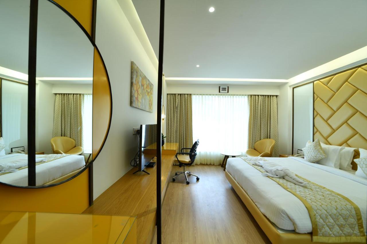 The President Hotel, Kumarapark بنغالور المظهر الخارجي الصورة