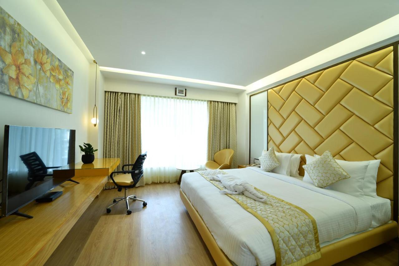 The President Hotel, Kumarapark بنغالور المظهر الخارجي الصورة